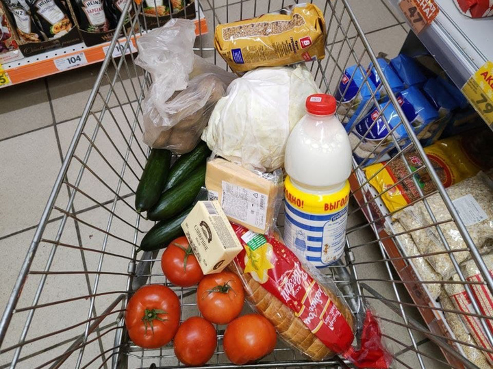 В магазин идти страшно: россияне сравнили свои чеки на продукты