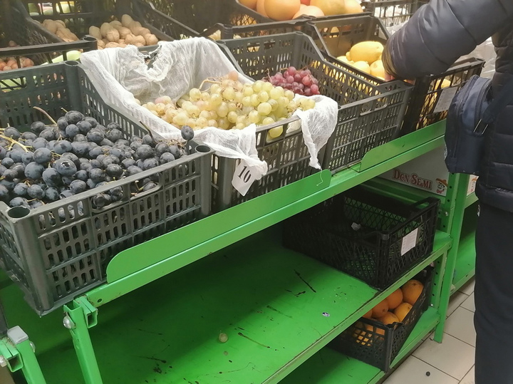 В магазин идти страшно: россияне сравнили свои чеки на продукты