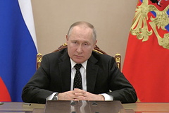 Путин шенеуніктердің заңсыз қаражатын тәркілеу туралы жарлыққа қол қойды
