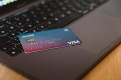 Ресейде мерзімі өткен Visa және Mastercard карталары Мирде қайта шығарылады