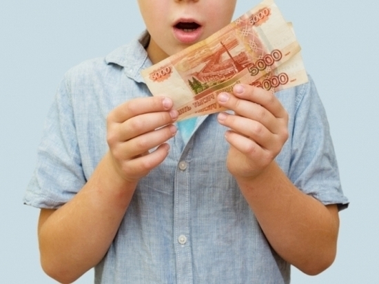 Мектеп оқушыларының ата-аналары 1 қыркүйекке дейін 10 мың рубль ала алады